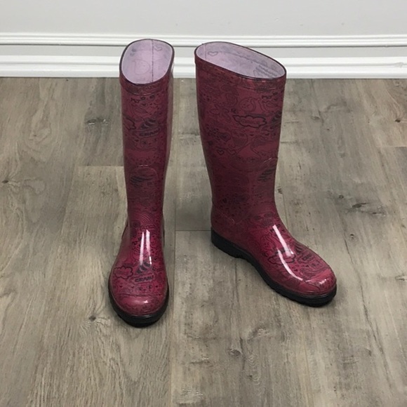 Marc By Marc Jacobs Shoes - Marc by Marc Jacobs Pink Graffiti Rain Boots